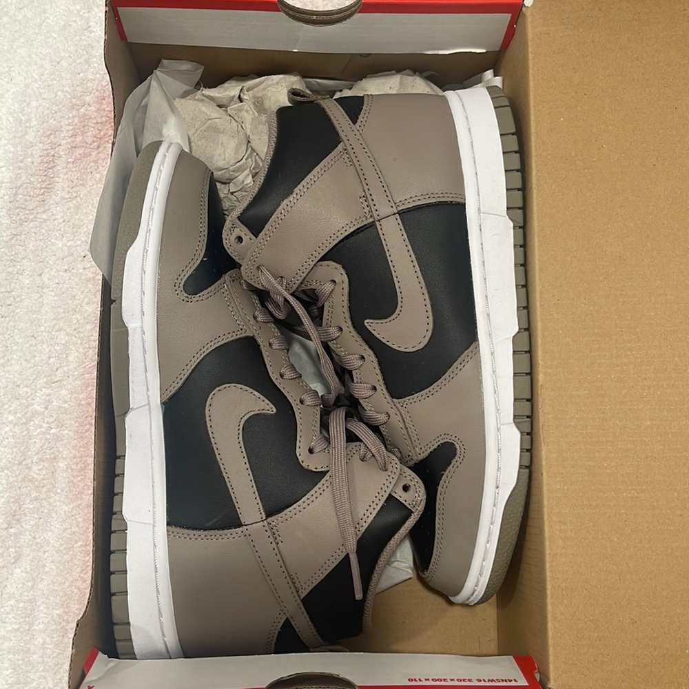 Nike high top dunks